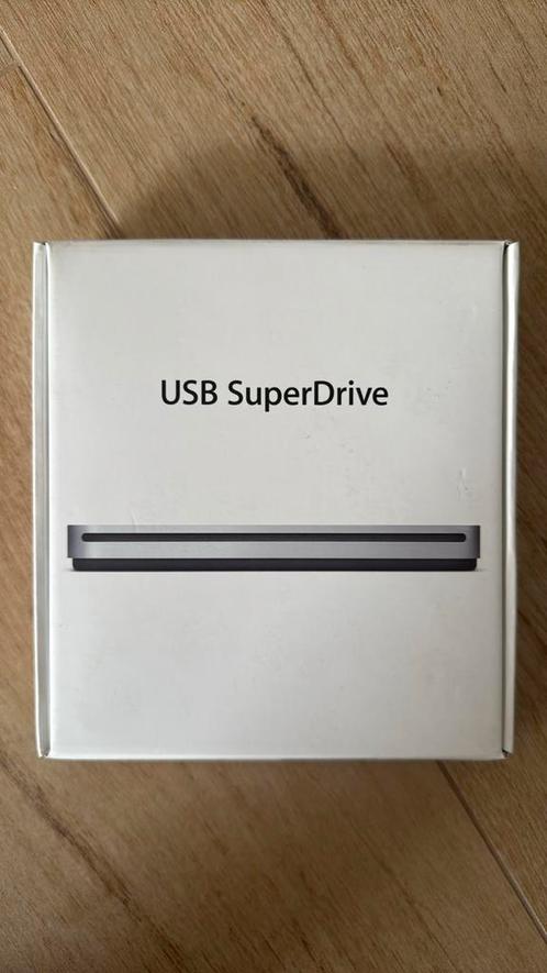 Apple USB SuperDrive, Computers en Software, Optische drives, Zo goed als nieuw, Cd, Dvd, Ophalen