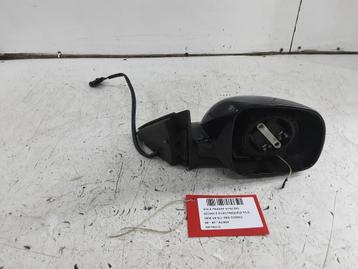 SPIEGEL RECHTS Volkswagen Passat (3B2) (01-1996/11-2000) beschikbaar voor biedingen