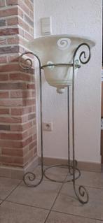 Gedecoreerde glazen Stolp met metalen staander, Ophalen, Zo goed als nieuw