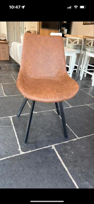 4 chaises de salle à manger couleur cognac, Enlèvement, Comme neuf