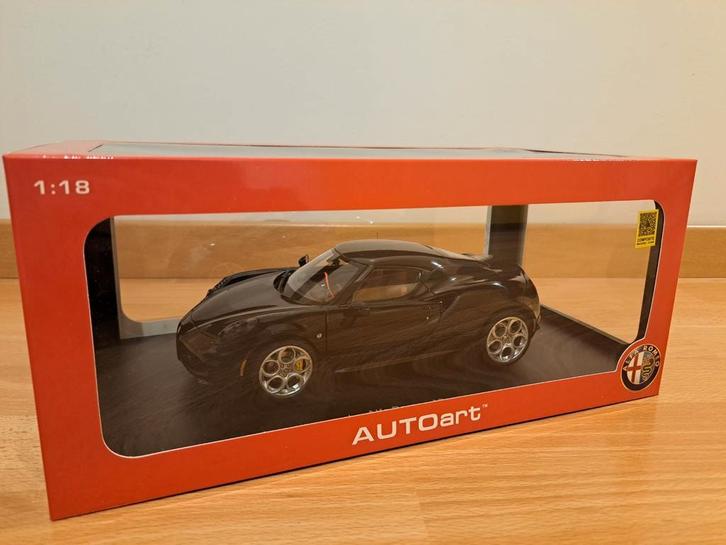 Alfa Romeo 4C Autoart Zwart 1/18 Nieuw, Hobby en Vrije tijd, Modelauto's | 1:18, Nieuw, Auto, Autoart, Ophalen of Verzenden