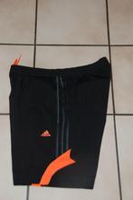 „Adidas” zwarte en oranje sportbroek maat M als NIEUW!, Algemeen, Maat 48/50 (M), Ophalen of Verzenden, Zo goed als nieuw