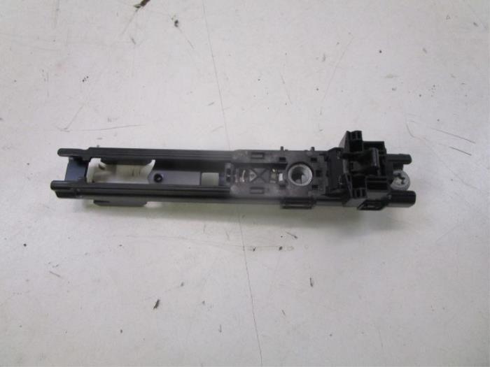 Gordel hoogteverstelling links-voor Mercedes A-Klasse (22742, Auto-onderdelen, Interieur en Bekleding, Gebruikt, Ophalen