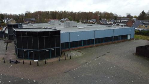Staalconstructies, wanden en dakplaten ca 2300m2, Doe-het-zelf en Bouw, Overige Doe-Het-Zelf en Bouw, Zo goed als nieuw, Ophalen