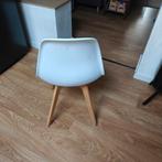 6 witte stoelen te koop, Huis en Inrichting, Stoelen, Ophalen, Gebruikt
