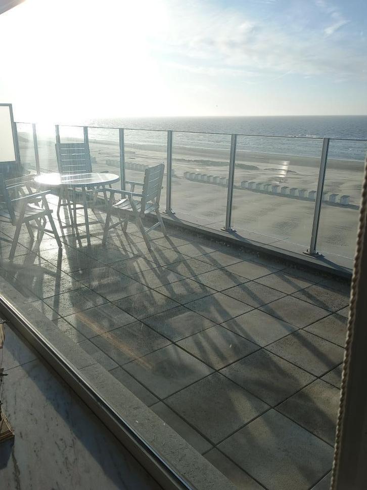 vakantie penthouse appartement te huur oostduinkerke zeedijk, Vakantie, Vakantie | Zon en Strand