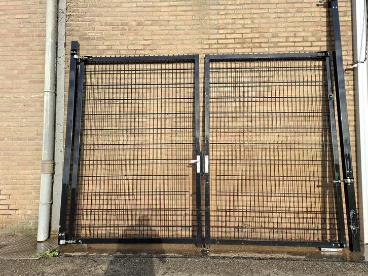 Openslaande tuinpoort, Tuin en Terras, Tuinpoorten, Gebruikt, Ophalen