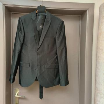 3-delig kostuum van Angelo Litrico beschikbaar voor biedingen