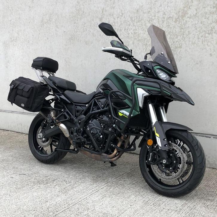 BENELLI TRK 702 BJ 2024, Motoren, Motoren | Benelli, Bedrijf, Toermotor, meer dan 35 kW, 2 cilinders, Motorrijbewijs A, ABS, Sportuitlaat