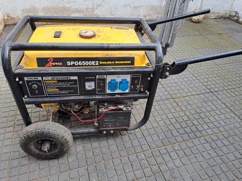 Benzine stroomgenerator in goede staat., Doe-het-zelf en Bouw, Aggregaten, Benzine, Ophalen