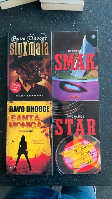 7 boeken Bavo Dhooge beschikbaar voor biedingen