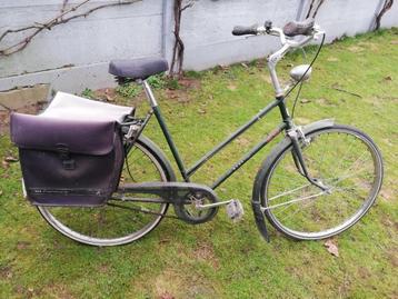 Damesfiets beschikbaar voor biedingen