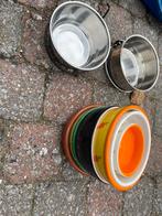 Toiletbakjes/ drink-eetbakjes/hooibollen/schuilhokjes, Enlèvement, Comme neuf