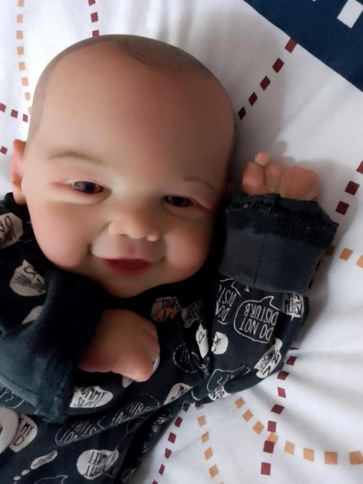 Rebornbaby met een hoog knuffel gehalte, Verzamelen, Poppen, Zo goed als nieuw, Ophalen of Verzenden