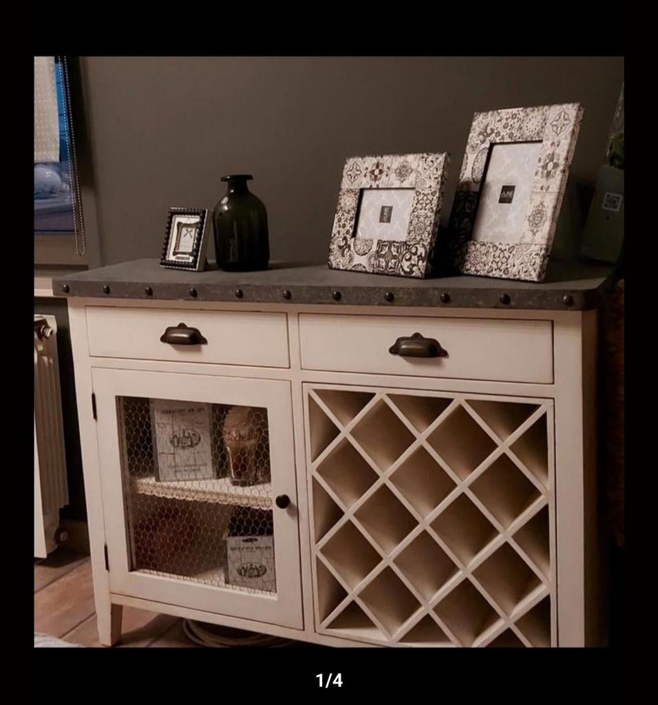 Meuble J line, Enlèvement