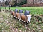 Oude cinemastoelen, Ophalen