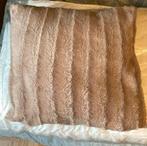 2 kussens met beige hoes, 45cm op 45cm, Ophalen, Zo goed als nieuw, Beige, Vierkant
