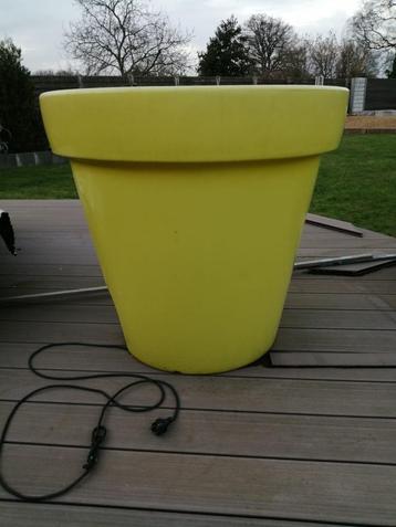 grote plastic outdoor bloempot