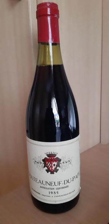 bouteille de vin Châteauneuf-du-Pape 1985, Pleine, Enlèvement, Vin rouge, France