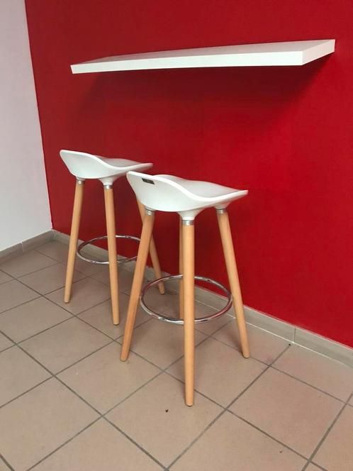 Tabouret de cuisine design, Maison & Meubles, Tabourets de bar, Comme neuf, Bois, 4 tabourets, Avec repose-pieds