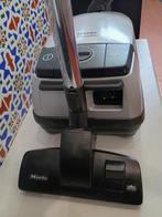 MIELE STOFZUIGER MET AL DEZE ACCESSOIRES, Gebruikt, Stofzuiger, 1200 tot 1600 watt, Ophalen