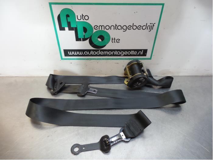 Veiligheidsgordel rechts-achter van een Peugeot 807 (807 02-, Auto-onderdelen, Interieur en Bekleding, Peugeot, Gebruikt, Ophalen of Verzenden