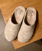 Pantoffels Shepherd - grijs/beige - maat 38, Beige, Ophalen of Verzenden, Zo goed als nieuw, Pantoffels of Sloffen