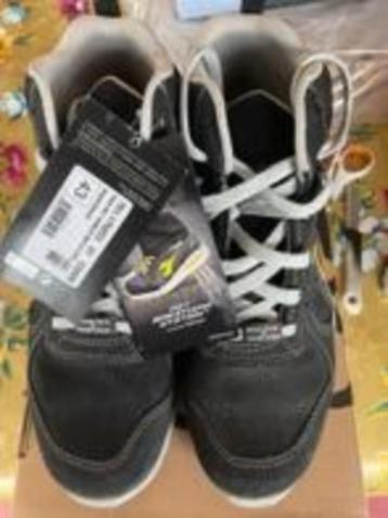 werkschoenen beschikbaar voor biedingen