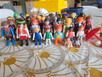 Poupées Playmobil  disponible aux enchères