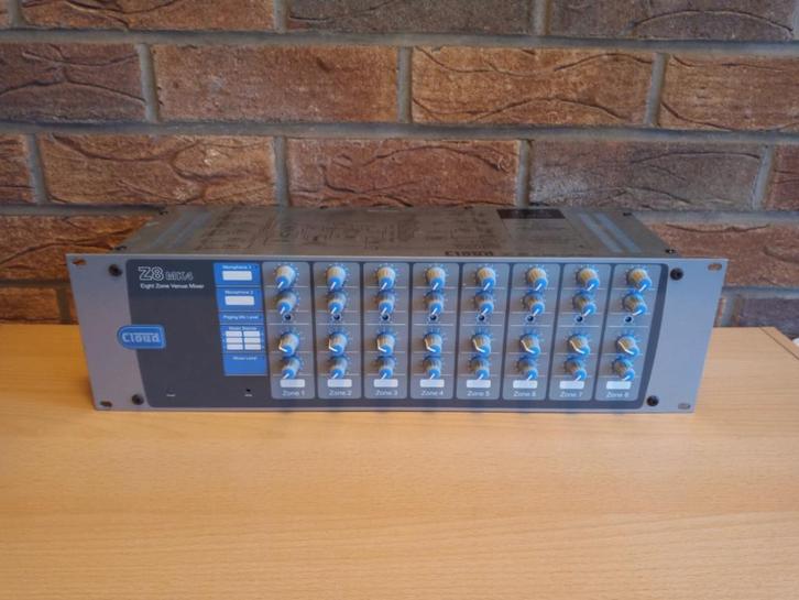 Cloud Z8 MK4 Matrix Distributiezone Mixer, Muziek en Instrumenten, Mengpanelen, Gebruikt, 5 tot 10 kanalen, Microfooningang, Ophalen of Verzenden
