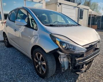 HYUNDAI IX20 1.6CRDI 2017 AIRCO GPS 87335KM PRIJS 4900 EURO beschikbaar voor biedingen