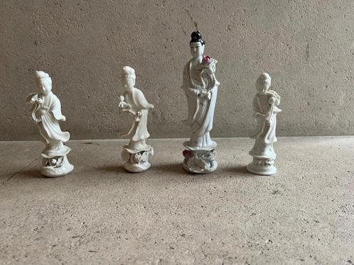 Guanyin of Kwan Lin beeldjes in Chinees porselein, Antiek en Kunst, Antiek | Porselein, Ophalen