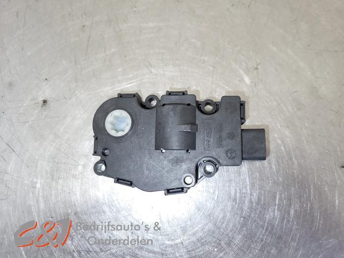 Kachelklep Motor van een Mercedes V-Klasse, Auto-onderdelen, Motor en Toebehoren, Mercedes-Benz, Gebruikt, 3 maanden garantie