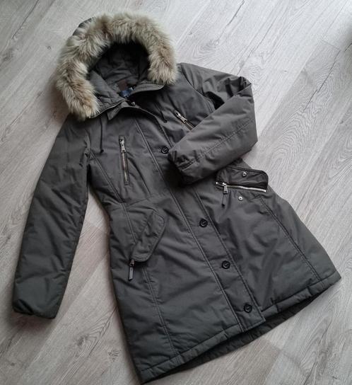 Stijlvolle Massimo Dutti dames donsjas maat M, Kleding | Dames, Jassen | Winter, Zo goed als nieuw, Maat 38/40 (M), Groen, Ophalen of Verzenden