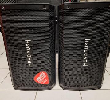 2x baffles HEADRUSH frfr (2000w/p) avec housses beschikbaar voor biedingen