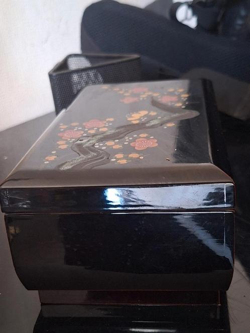 Juwelendoosje met muziekdoosje van parelmoer., Huis en Inrichting, Woonaccessoires | Overige, Zo goed als nieuw, Ophalen of Verzenden