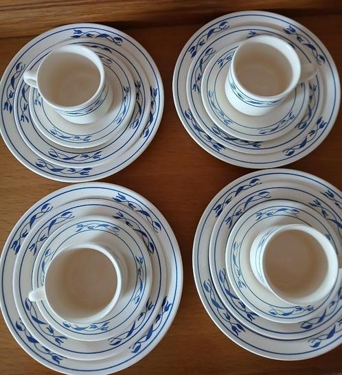 Service à café, Huis en Inrichting, Keuken | Servies, Gebruikt, Kop(pen) en/of Schotel(s), Overige stijlen, Keramiek, Ophalen