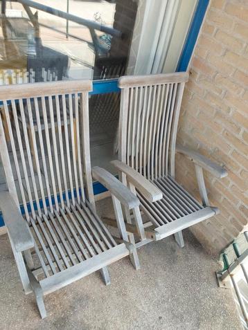 TE KOOP 2 OPVOUWBARE DESIGNSTOELEN VAN PUUR HOUT  beschikbaar voor biedingen