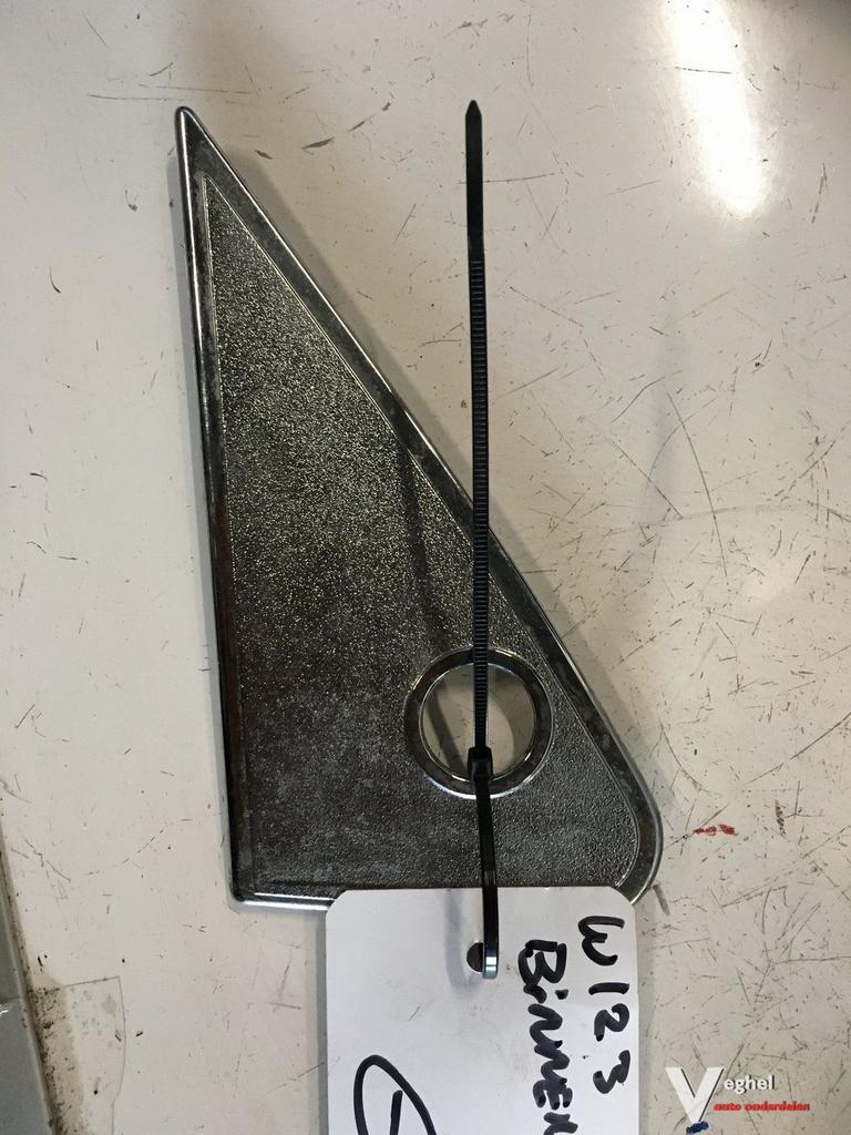 Mercedes W123 1982 Handgeschakelde 4 bak  Buitenspiegelafdek, Autos : Pièces & Accessoires, -, Utilisé, -, -