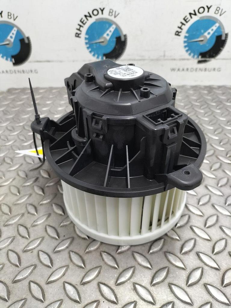 FORD TRANSIT CUSTOM SWB Trail KACHELMOTOR PZ3119846AA 2024, Ophalen of Verzenden, Gebruikt, Stiba lid