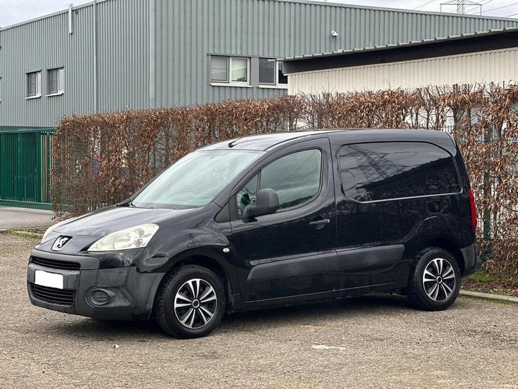 Peugeot Partner 1.6HDI, Auto's, Peugeot, Particulier, Partner, ABS, Achteruitrijcamera, Airbags, Airconditioning, Alarm, Boordcomputer