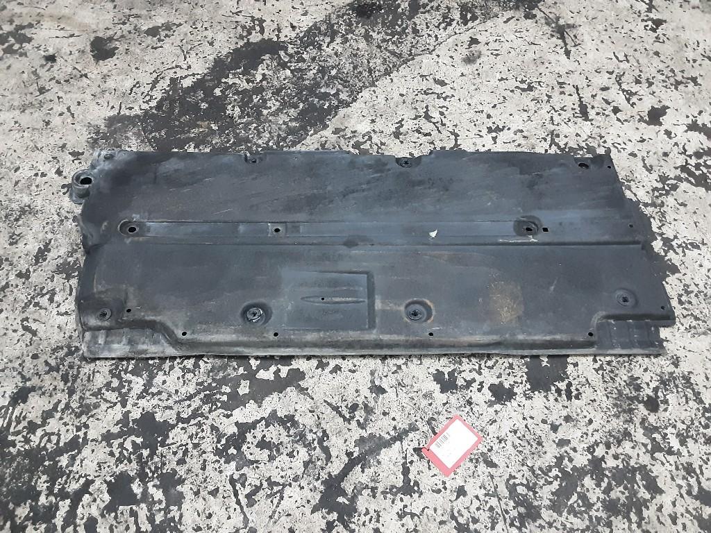 PLAQUE ARRIÈRE AVANT DROIT Corolla (E21) (5816502210), Mevr. I. Hauben, Toyota, Utilisé, Rue de l'Espoir 34 34
4030  GRIVEGNÉE, BE