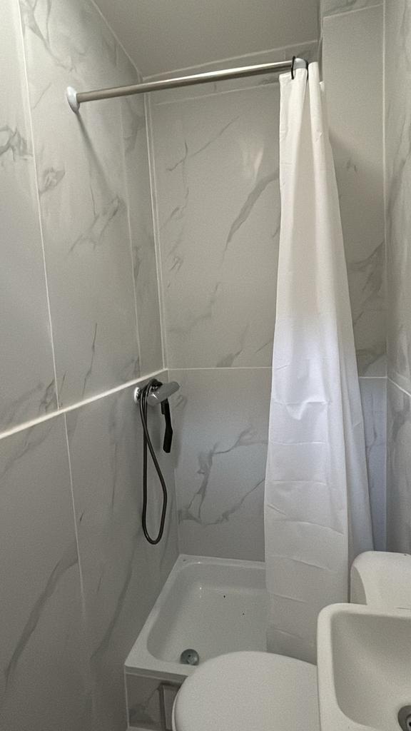 Appartement a louer par mois sur anderlecht, Immo, Appartements & Studios à louer, Bruxelles