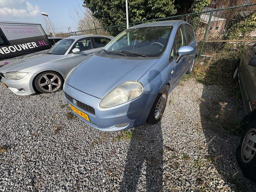 Fiat - Grande Punto - 1.4-16V Dynamique - Voiture - 2006, Achat, Entreprise, Grande Punto, MPV ou Monospace