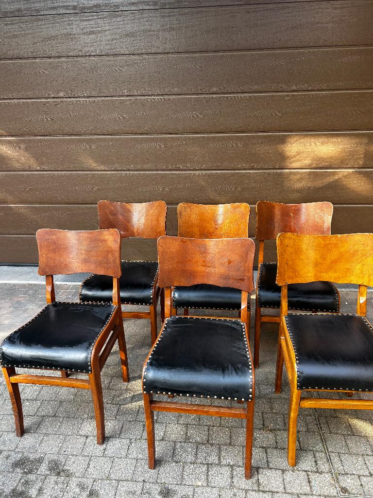 Set van 6 vintage houten stoelen met zwarte zitting, Ophalen