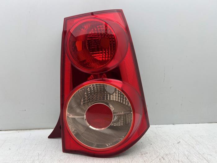 Feu arrière droit d'un Kia Picanto, Autos : Pièces & Accessoires, Éclairage, Kia, Utilisé, 3 mois de garantie, Enlèvement ou Envoi