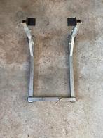 Paddockstand, Motoren, Ophalen