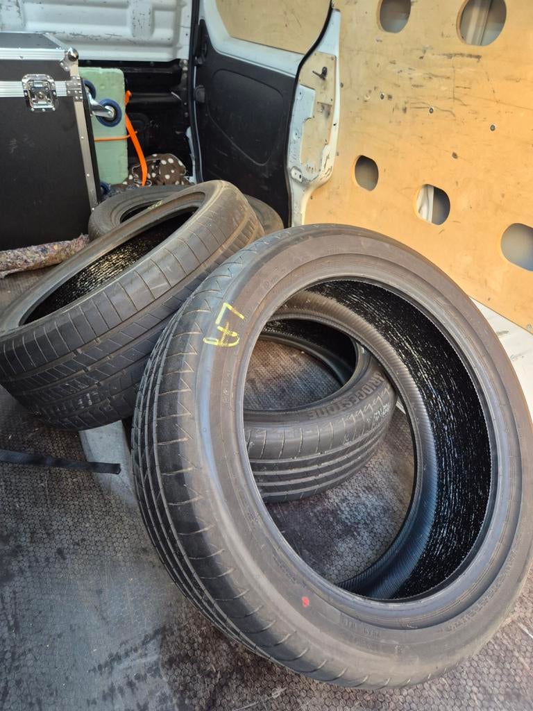 Pneus d'été pour voitures 255/45 R20, Enlèvement