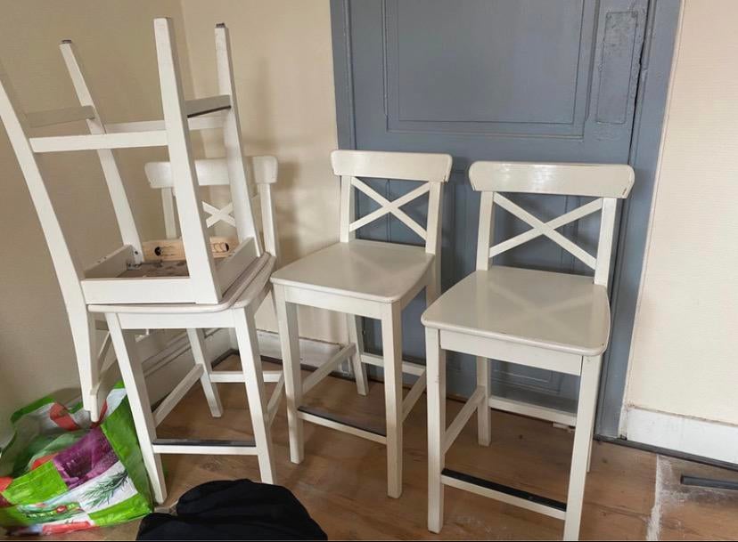4 chaises de bar ikea, Enlèvement, Utilisé, Bois, Avec repose-pieds