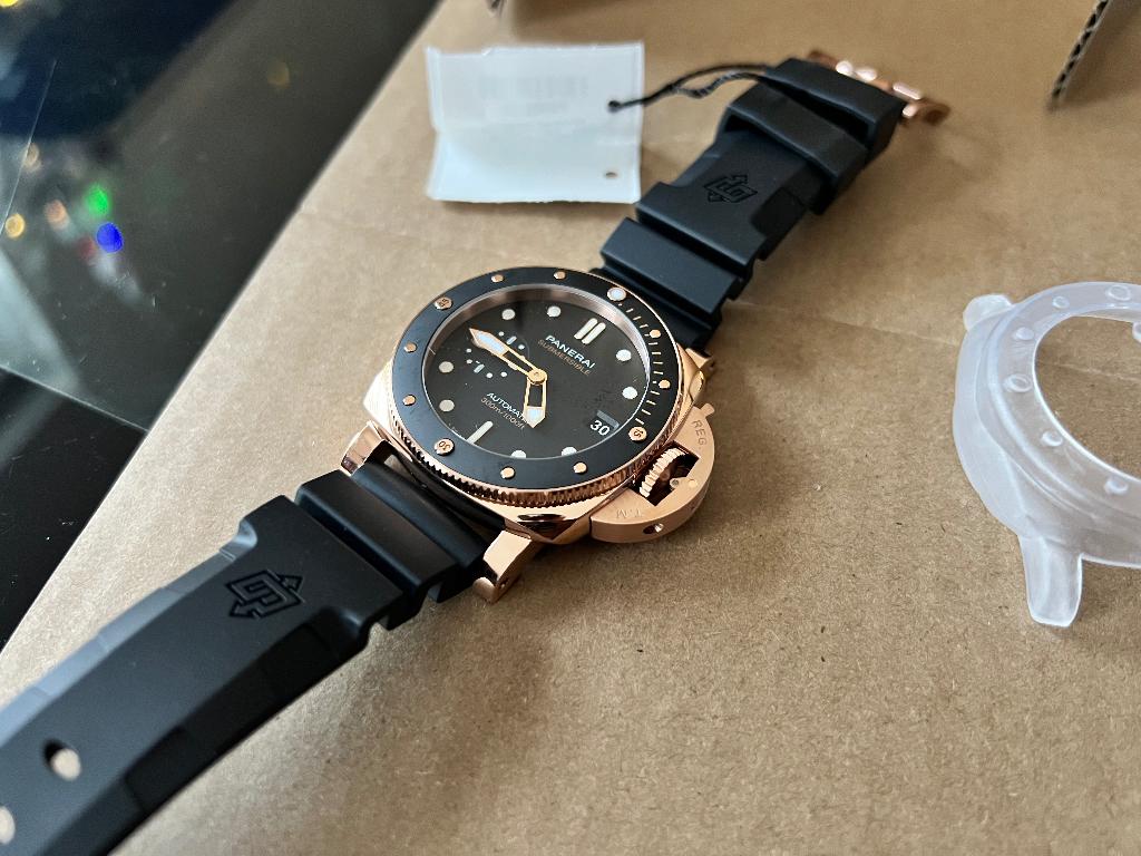 Panerai Submersible Goldtech 42 NIEUW 12/2025 34.500€, Handtassen en Accessoires, Horloges | Heren, Ophalen, Polshorloge, Nieuw